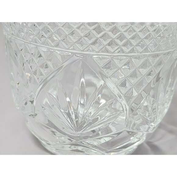 Vintage Clear Pressed‎ Glass Candy Dish With Lid Made In USA - Picture 8 of 13